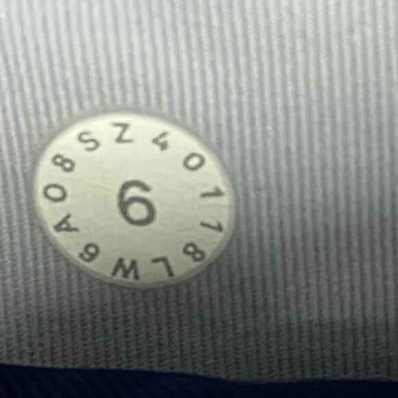 Lululemon Speed Up Crop Tidal Blue Print Run Tights Size 6 Luxtreme Running Pant - Picture 7 of 12